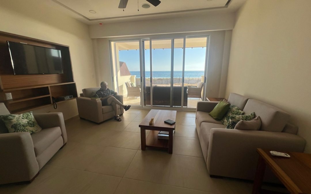1413 – Beautiful Oceanfront One Bedroom