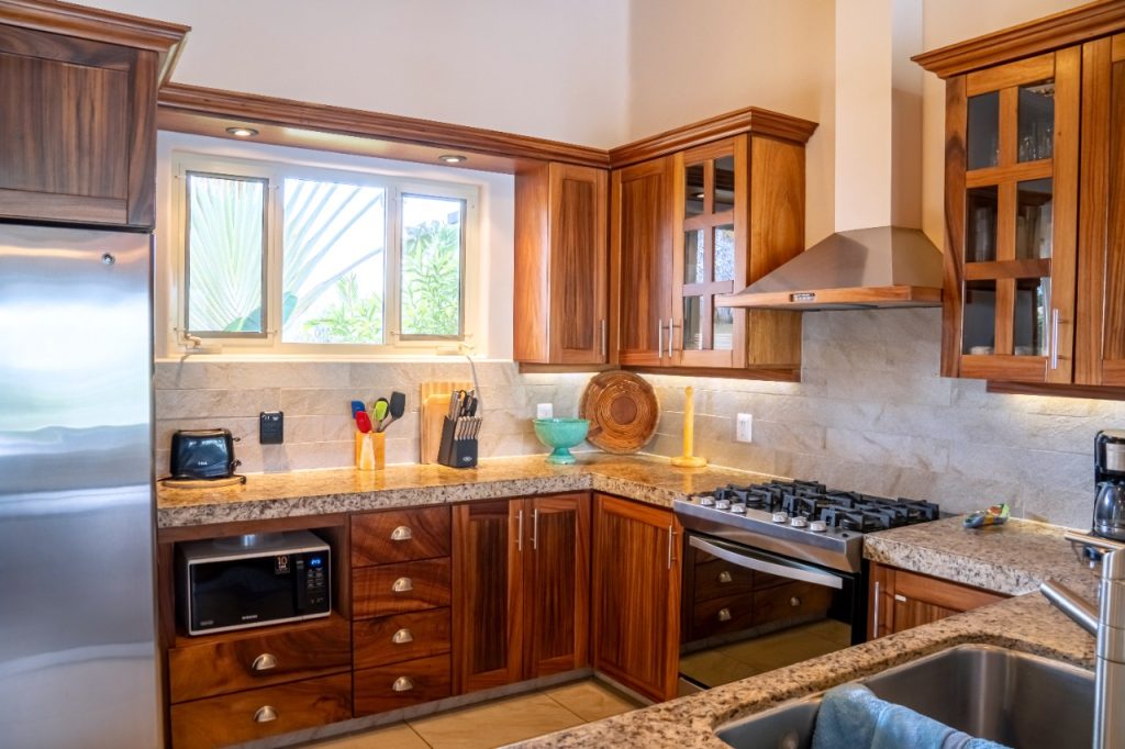 ca6676dc-7989-498c-a8c1-b4b28efda784